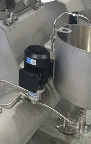 Gear pumps for food applications